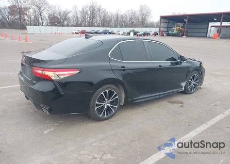 2018 Toyota Camry Se z USA, uszkodzony, nr VIN 4T1B11HK3JU590511